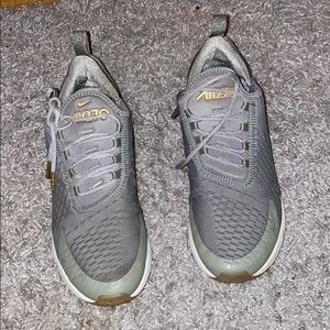 ✰Nike Air Max 270✰